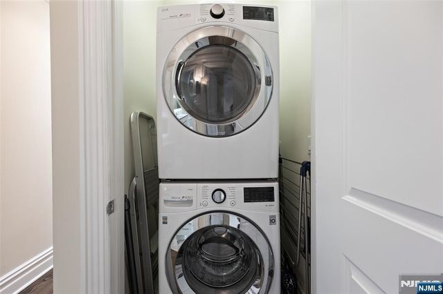 1602 Center Avenue B, Fort Lee, NJ 07024