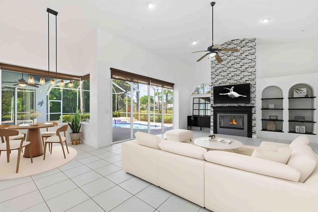 1043 SW Pigeon Plum Way, Palm City, FL 34990