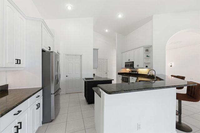 1043 SW Pigeon Plum Way, Palm City, FL 34990