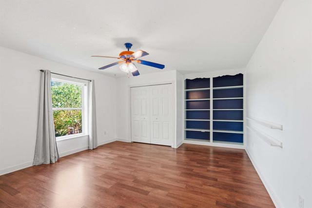 1043 SW Pigeon Plum Way, Palm City, FL 34990