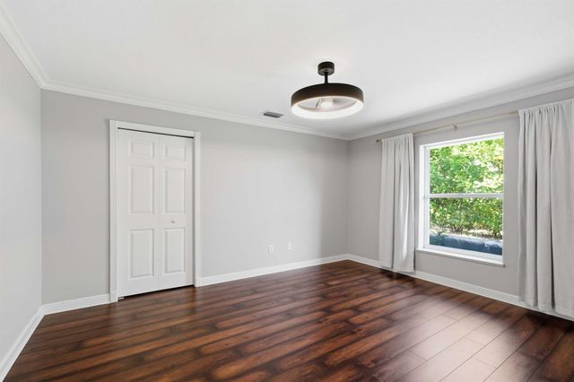 1043 SW Pigeon Plum Way, Palm City, FL 34990