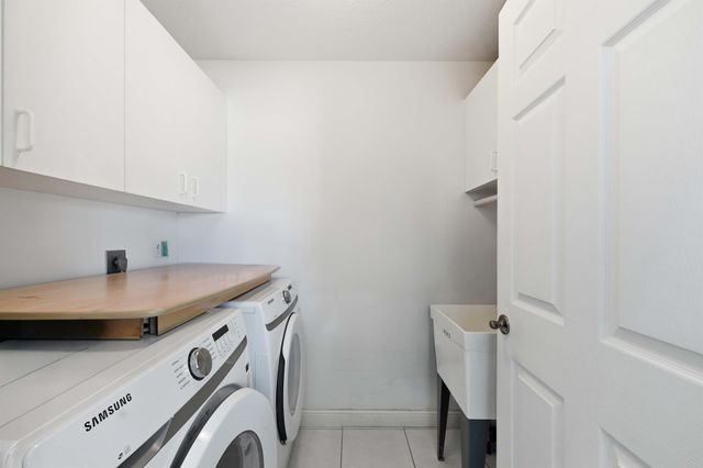 1043 SW Pigeon Plum Way, Palm City, FL 34990