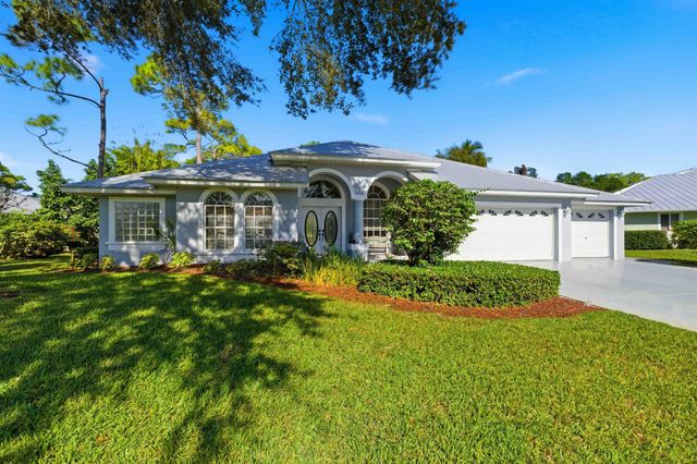 1043 SW Pigeon Plum Way, Palm City, FL 34990