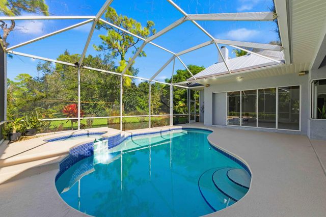 1043 SW Pigeon Plum Way, Palm City, FL 34990