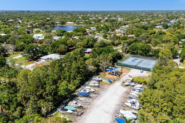 1043 SW Pigeon Plum Way, Palm City, FL 34990