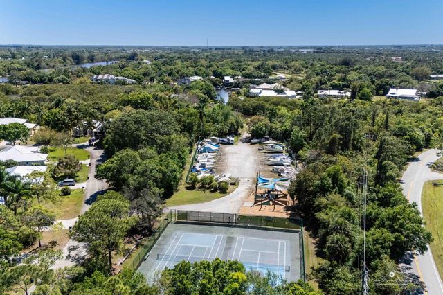 1043 SW Pigeon Plum Way, Palm City, FL 34990