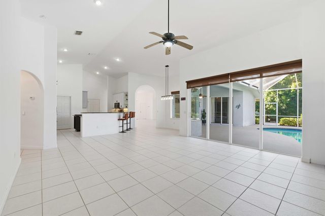 1043 SW Pigeon Plum Way, Palm City, FL 34990