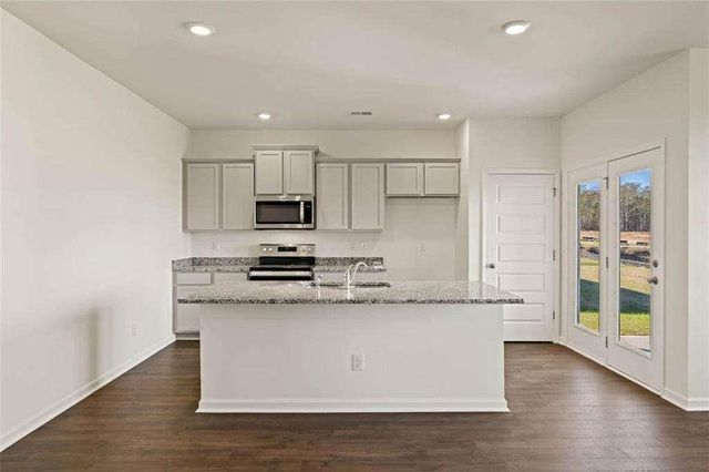 8586 PREAKNESS Pass, Lithonia, GA 30058