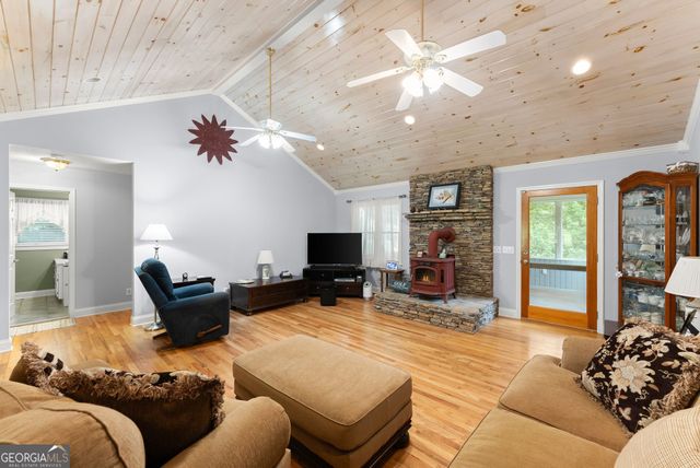 1494 The Orchard Road, Clarkesville, GA 30523