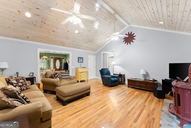 1494 The Orchard Road, Clarkesville, GA 30523
