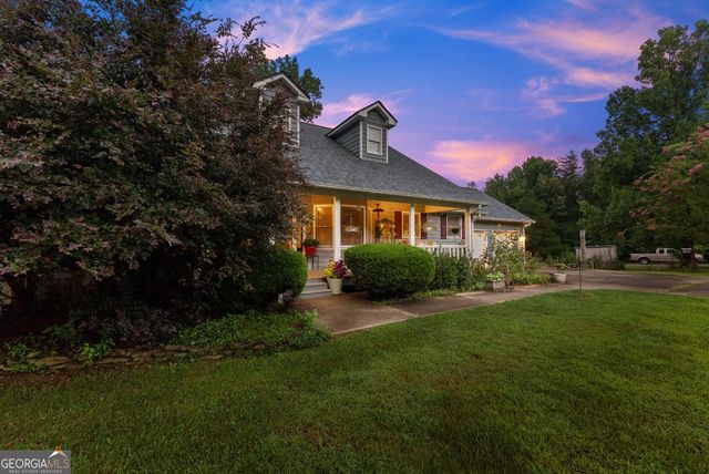 1494 The Orchard Road, Clarkesville, GA 30523