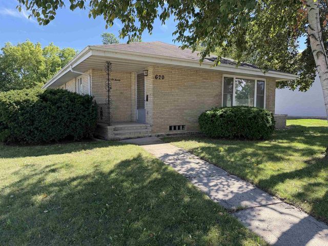 620 REED STREET, Neenah, WI 54956