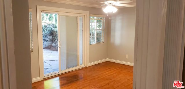 7544 Flight Avenue, Los Angeles, CA 90045