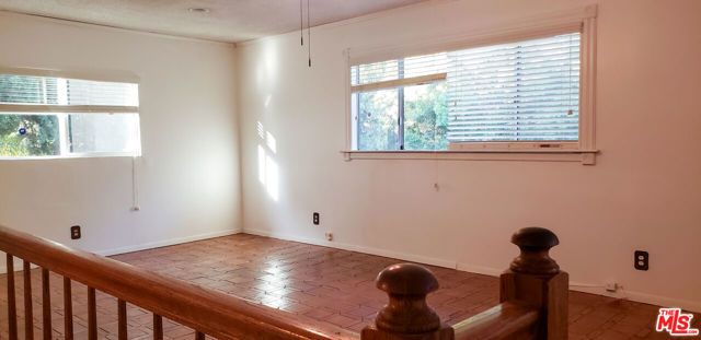 7544 Flight Avenue, Los Angeles, CA 90045