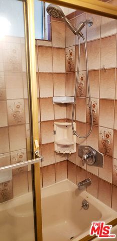 7544 Flight Avenue, Los Angeles, CA 90045