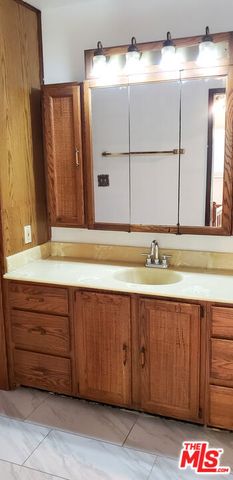 7544 Flight Avenue, Los Angeles, CA 90045