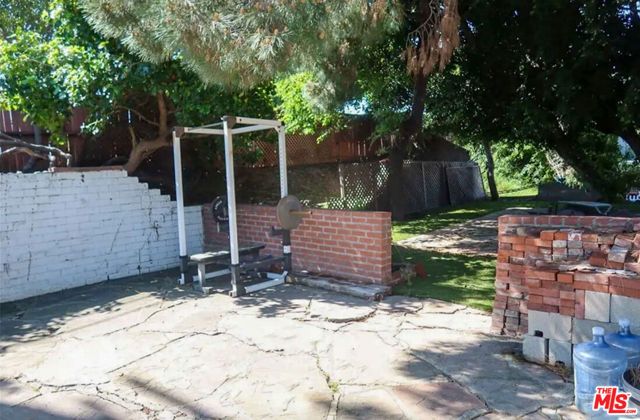 7544 Flight Avenue, Los Angeles, CA 90045