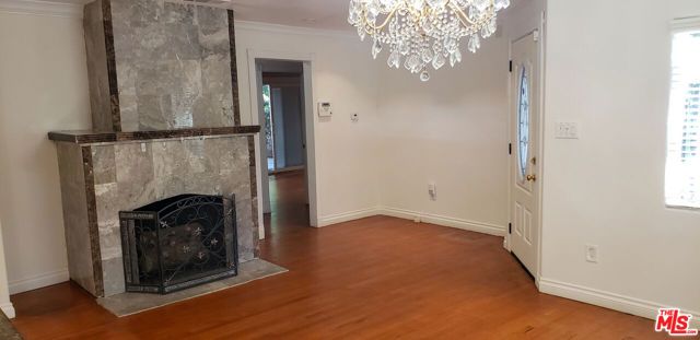 7544 Flight Avenue, Los Angeles, CA 90045