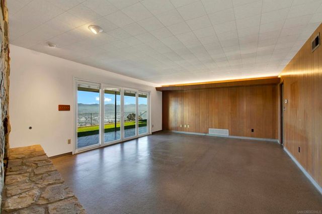 1479 Hacienda Dr., El Cajon, CA 92020