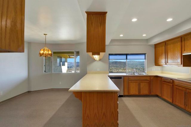 1479 Hacienda Dr., El Cajon, CA 92020