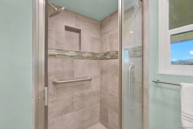 1479 Hacienda Dr., El Cajon, CA 92020