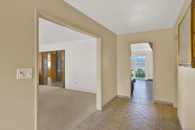 1479 Hacienda Dr., El Cajon, CA 92020