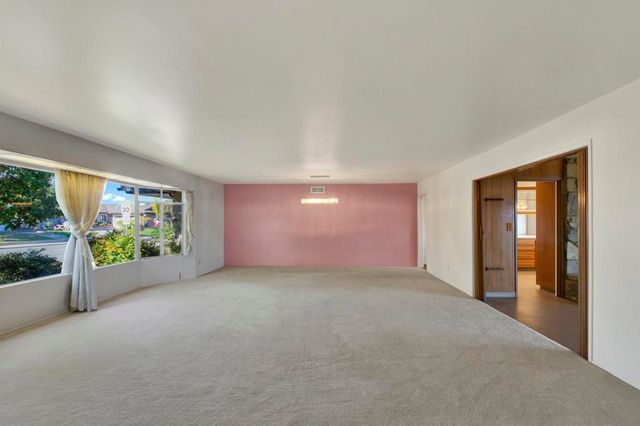 1479 Hacienda Dr., El Cajon, CA 92020