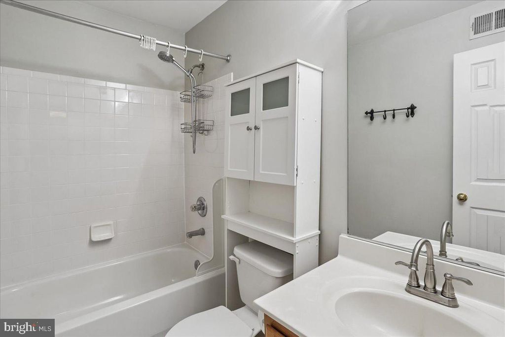 Image 22 of property listing at 1303 HILL BORN DR, Hanover, MD 21076