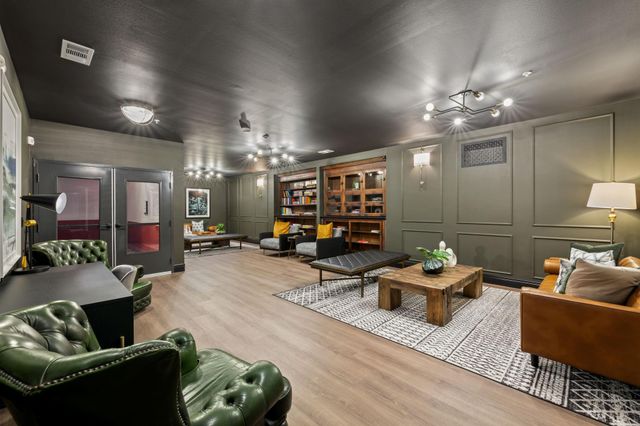 4510 Terry-O LN 302, Austin, TX 78745