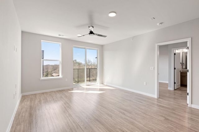 4510 Terry-O LN 302, Austin, TX 78745