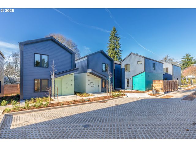 9947 Se Cottage Ln 3, Milwaukie, OR 97222