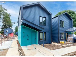 9947 Se Cottage Ln 3, Milwaukie, OR 97222