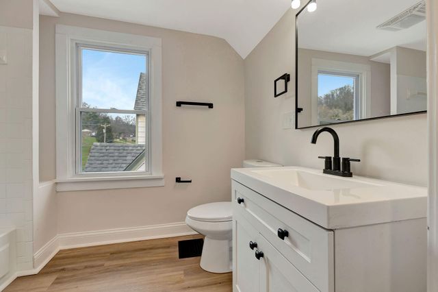 720 Highland Avenue, Fort Wright, KY 41011