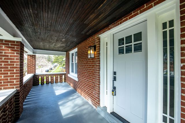 720 Highland Avenue, Fort Wright, KY 41011