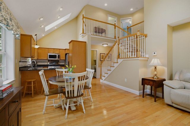 38 Willowbrook Avenue, Greenland, NH 03840