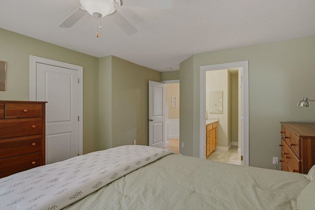38 Willowbrook Avenue, Greenland, NH 03840