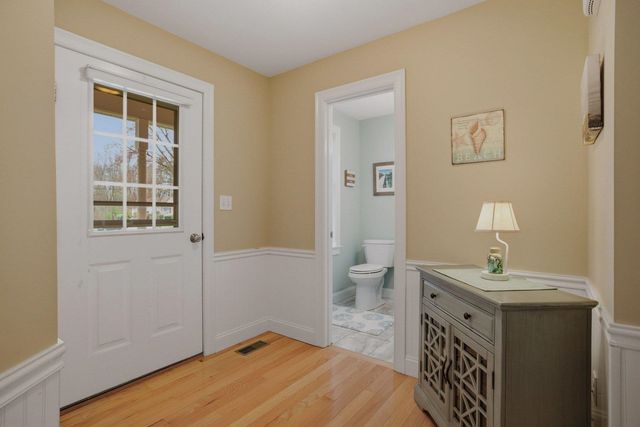 38 Willowbrook Avenue, Greenland, NH 03840