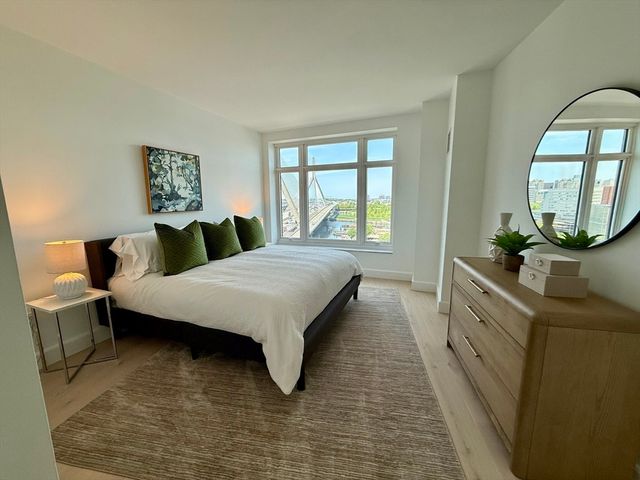 100 Lovejoy Wharf 9-E, Boston, MA 02114
