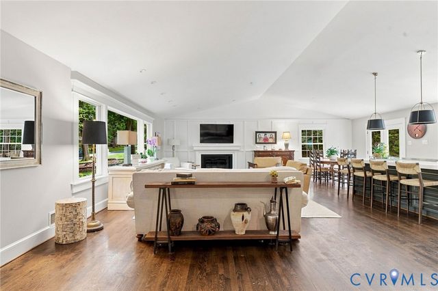 4162 Traylor Dr, North Chesterfield, VA 23235