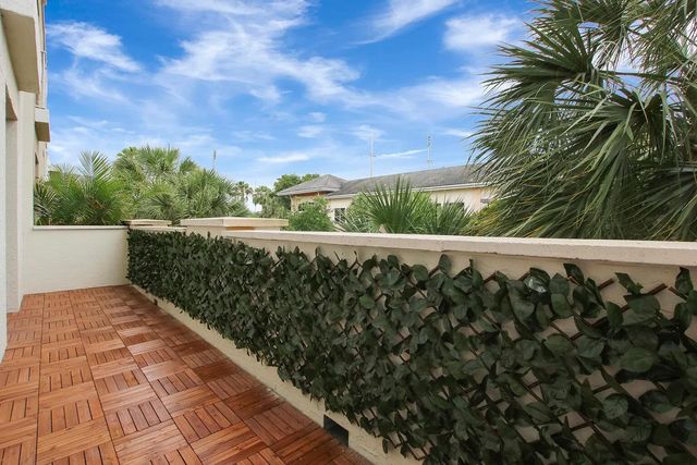 1203 Town Center Drive 201, Jupiter, FL 33458
