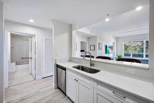 1203 Town Center Drive 201, Jupiter, FL 33458