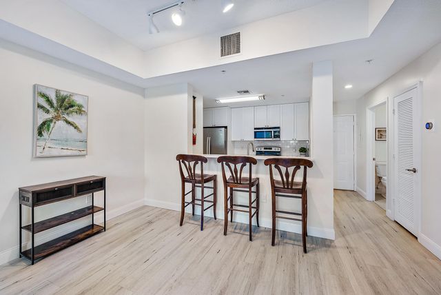 1203 Town Center Drive 201, Jupiter, FL 33458