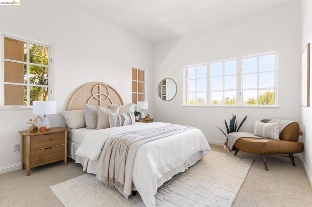 6181 Contra Costa Rd, Oakland, CA 94618