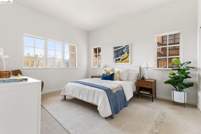 6181 Contra Costa Rd, Oakland, CA 94618