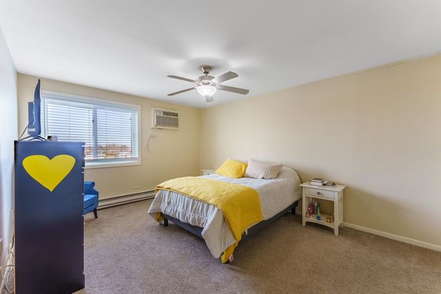 2333 N Neva Avenue 403C, Chicago, IL 60707