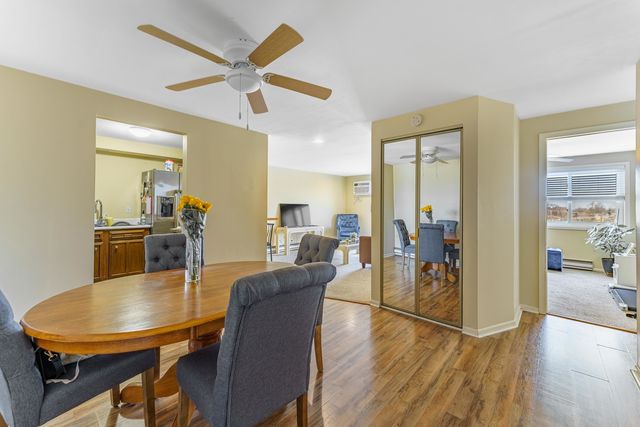 2333 N Neva Avenue 403C, Chicago, IL 60707