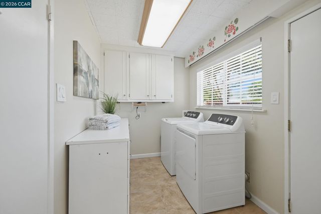 7811 Sunwood Dr, Dublin, CA 94568