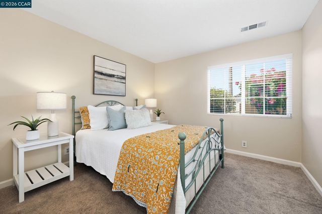 7811 Sunwood Dr, Dublin, CA 94568