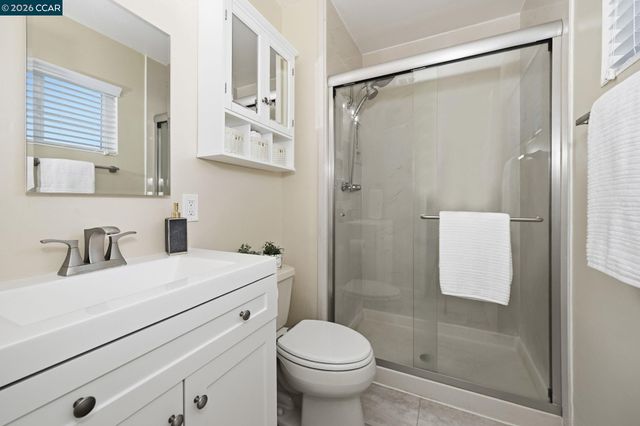 7811 Sunwood Dr, Dublin, CA 94568