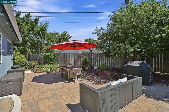 7811 Sunwood Dr, Dublin, CA 94568